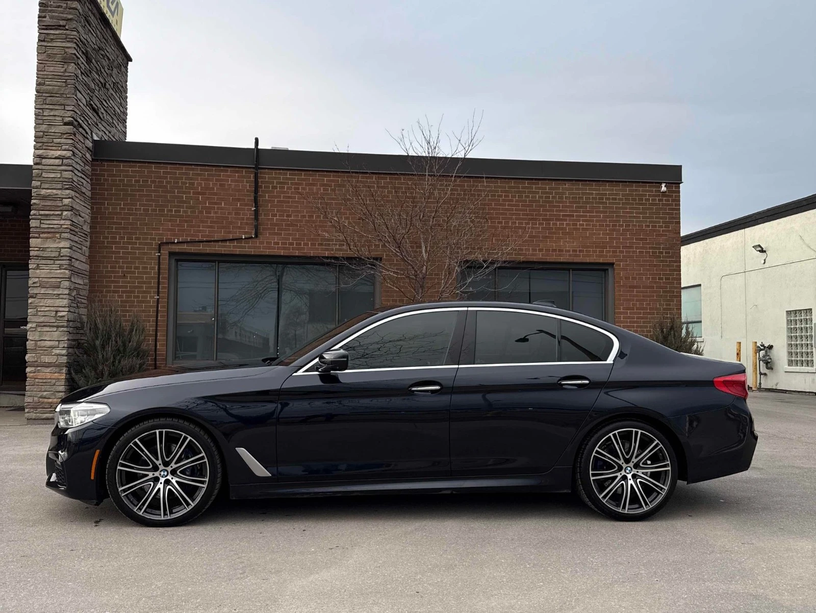 BMW 530 xDrive � ����������� & ���� ������ | Mobile.bg � ����������� 3