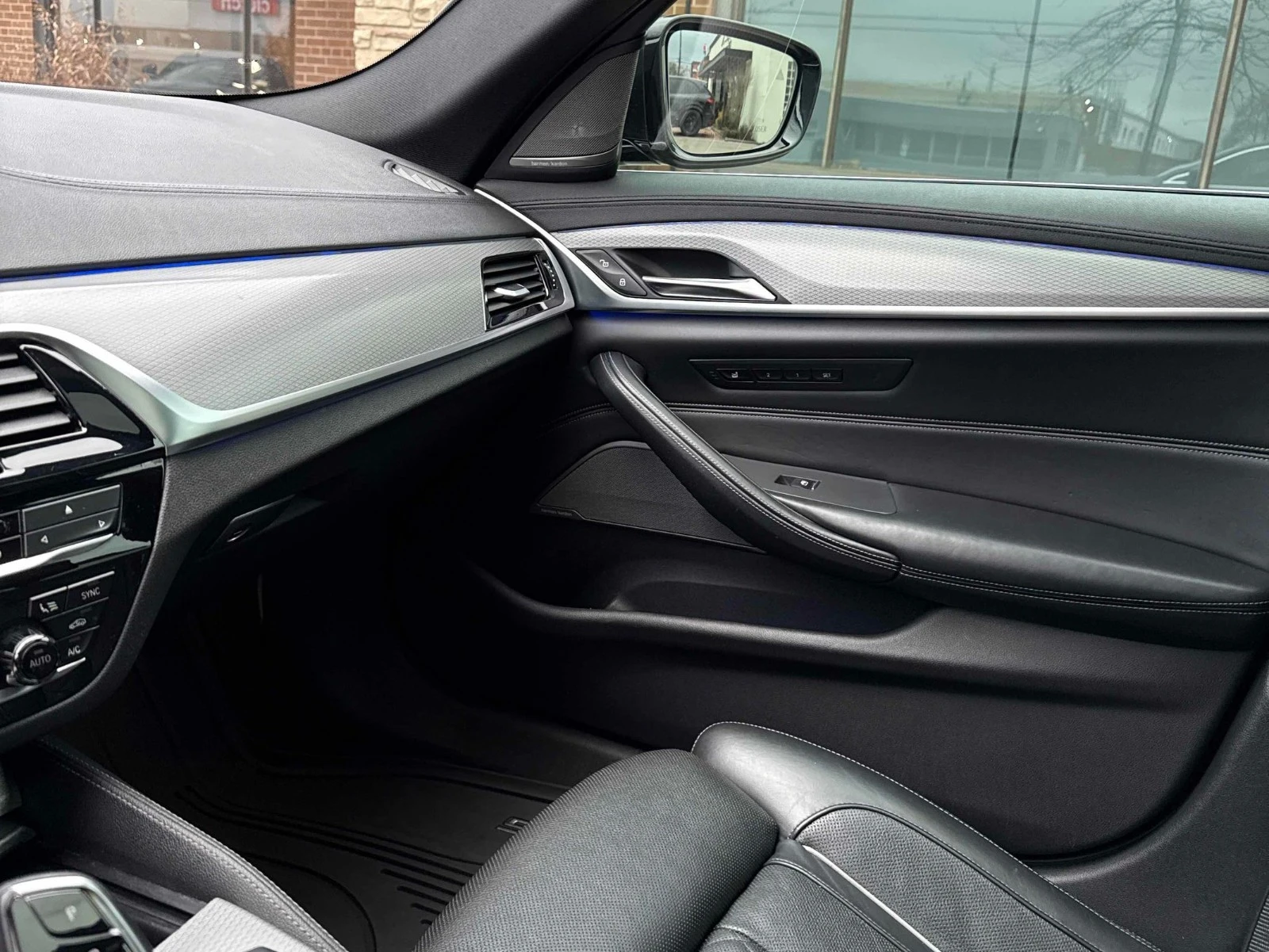 BMW 530 xDrive � ����������� & ���� ������ | Mobile.bg � ����������� 12