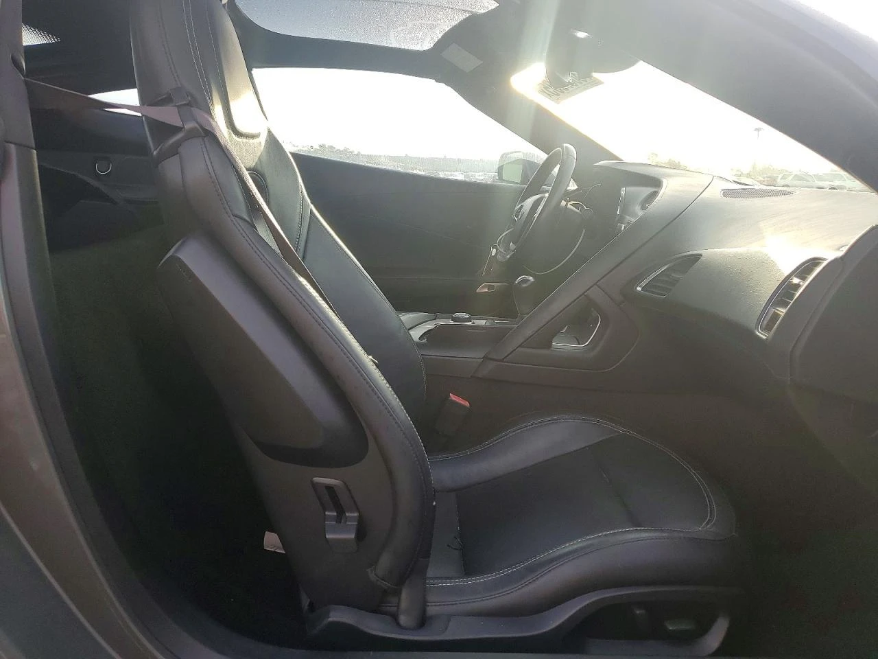 Chevrolet Corvette 6.2l Stingray 1Lt, снимка 10 - Автомобили и джипове - 53974223