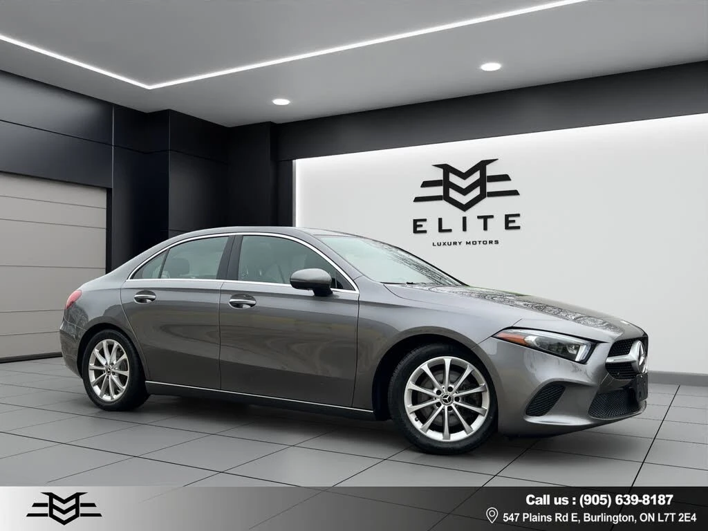 Mercedes-Benz A 220 Sedan 4MATIC* АвтоКредит* (Цена до БГ) , снимка 8 - Автомобили и джипове - 54212845