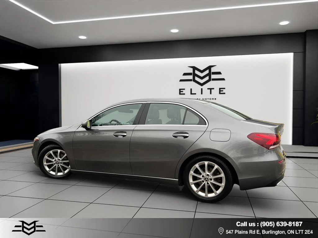 Mercedes-Benz A 220 Sedan 4MATIC* АвтоКредит* (Цена до БГ) , снимка 10 - Автомобили и джипове - 54212845