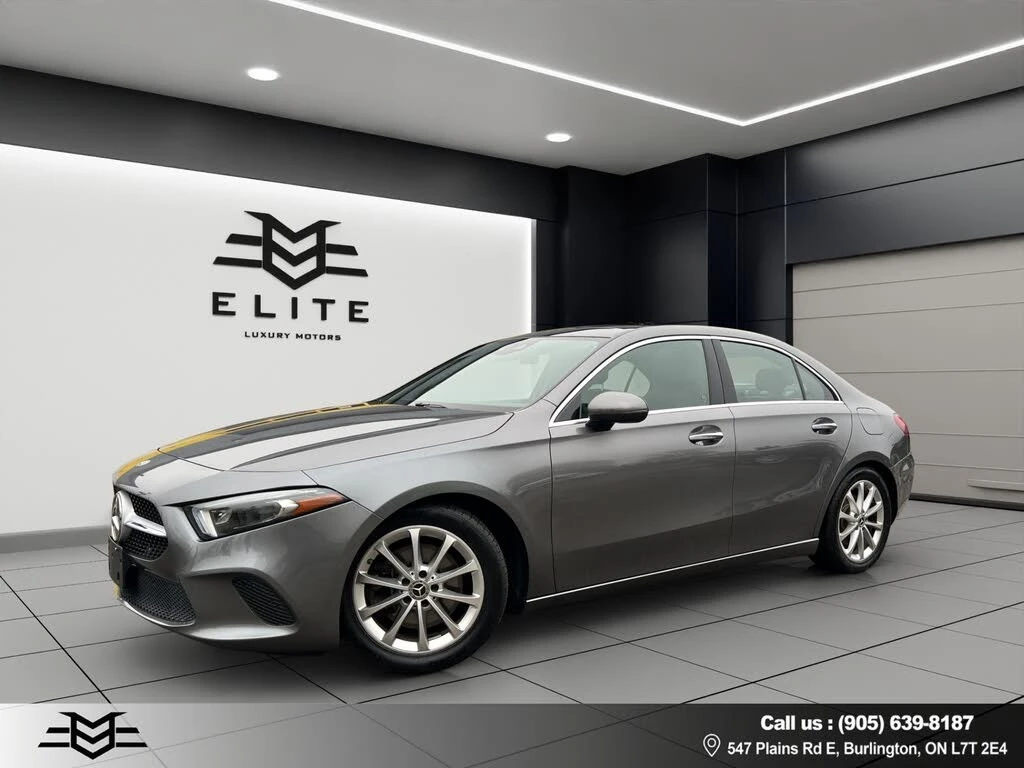 Mercedes-Benz A 220 Sedan 4MATIC* АвтоКредит* (Цена до БГ) , снимка 11 - Автомобили и джипове - 54212845