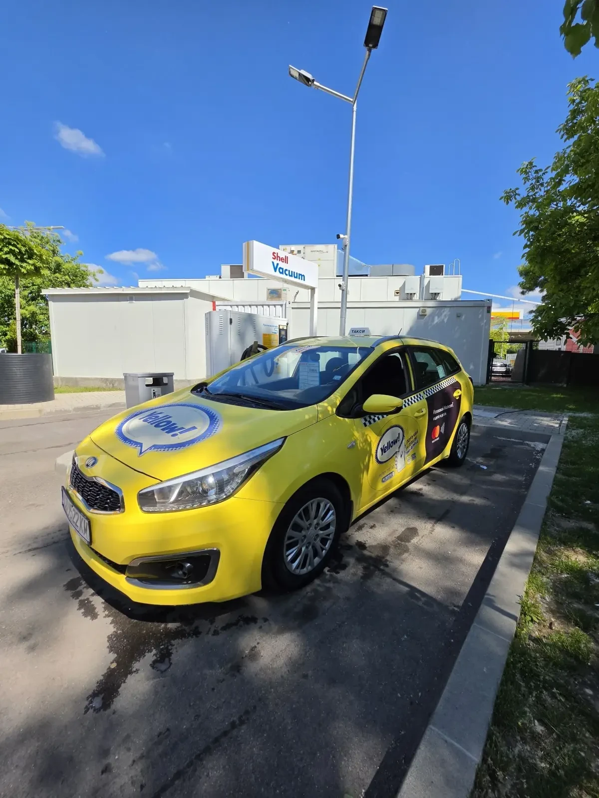 Kia Ceed Бензин/Газ, снимка 2 - Автомобили и джипове - 54598583