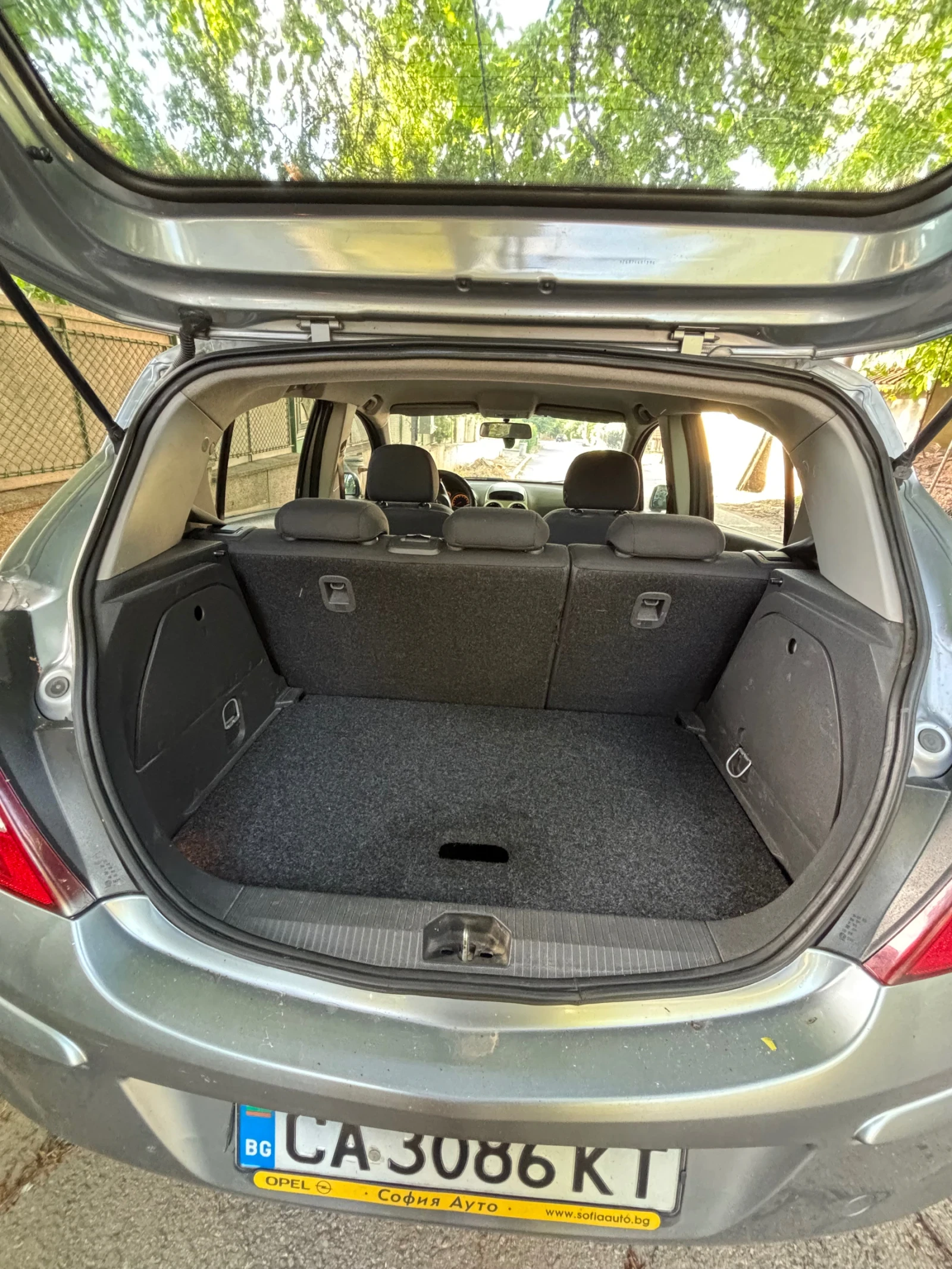 Opel Corsa, снимка 8 - Автомобили и джипове - 55224575