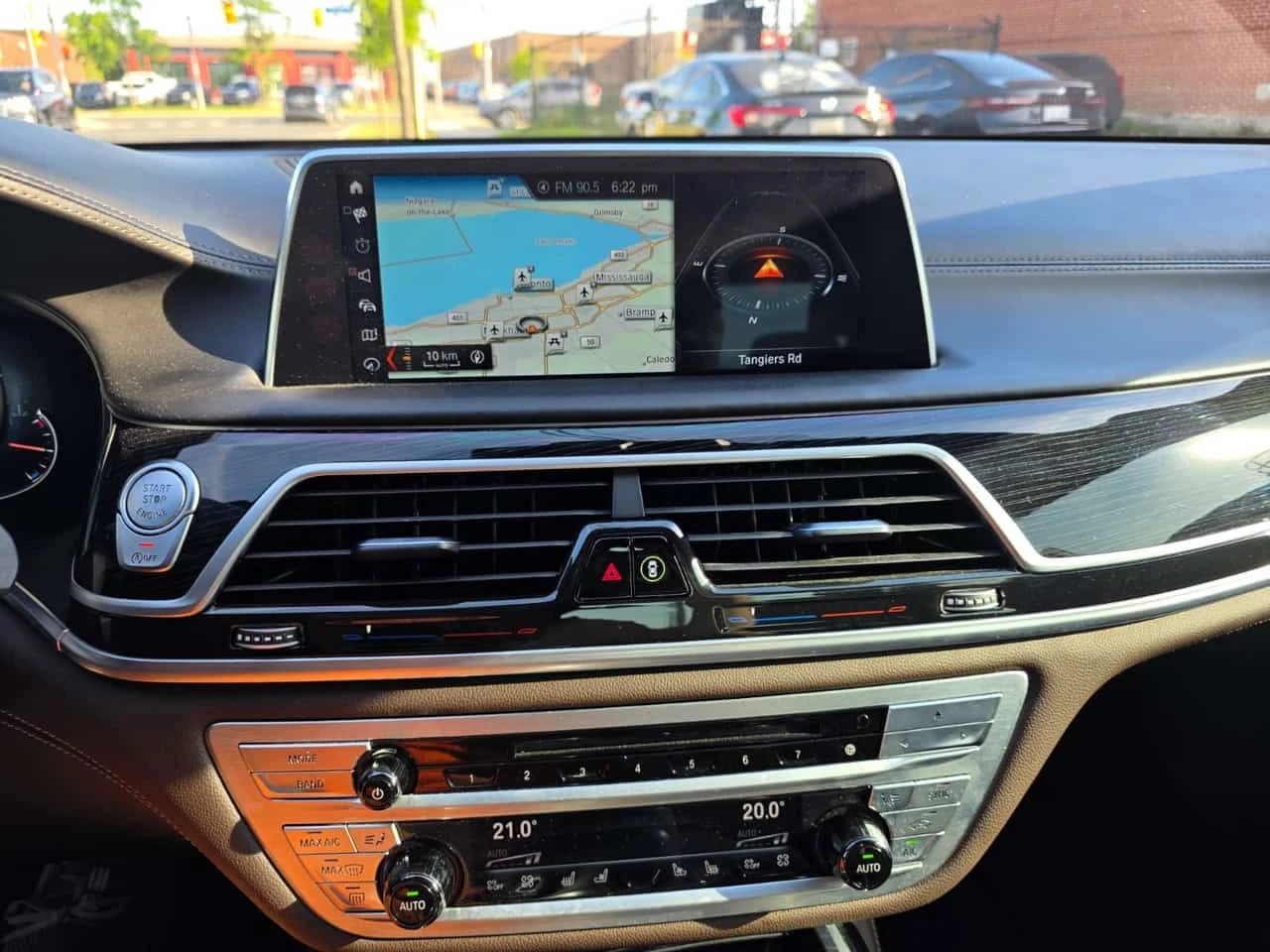 BMW 750 * 750i xDrive * CARFAX * ���� �� �� | Mobile.bg � ����������� 17