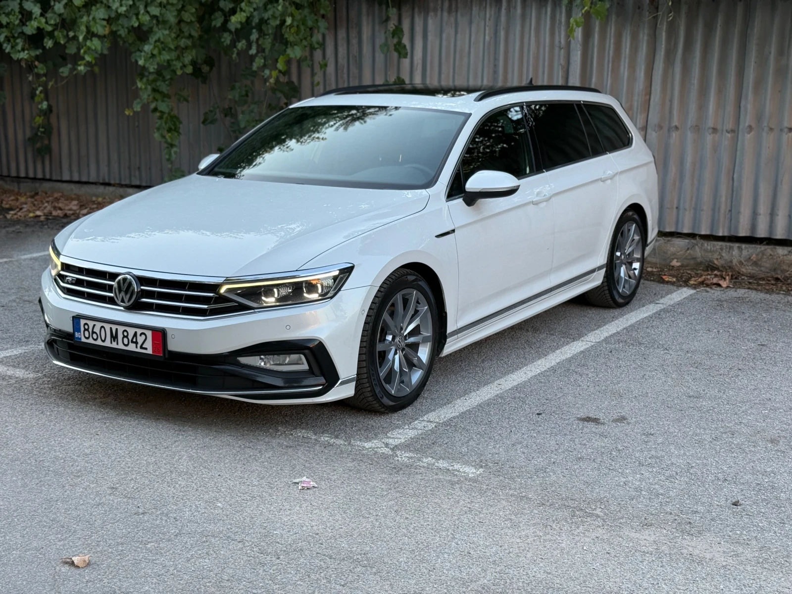 VW Passat R-Line 2.0TDI 190hp Панорама/Печка