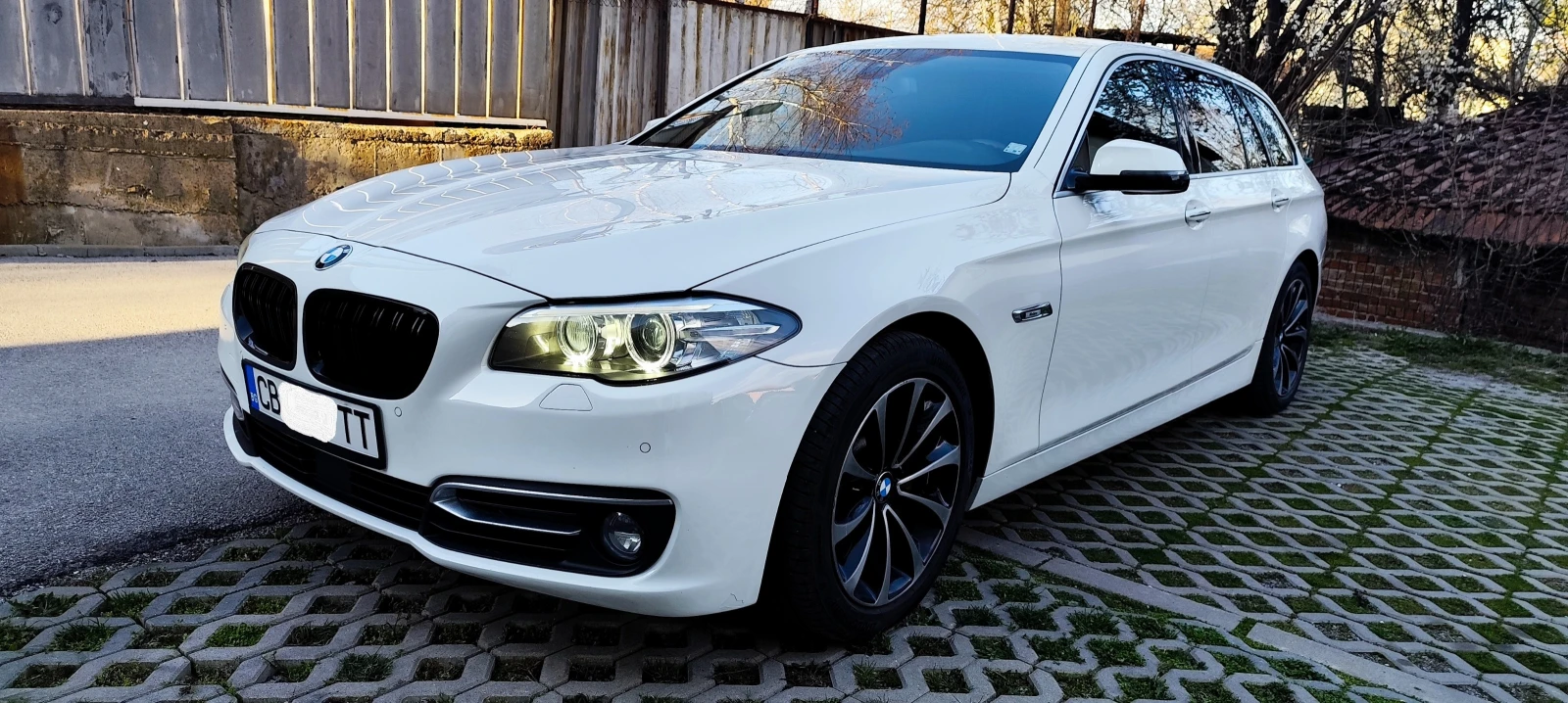 BMW 530 258 face