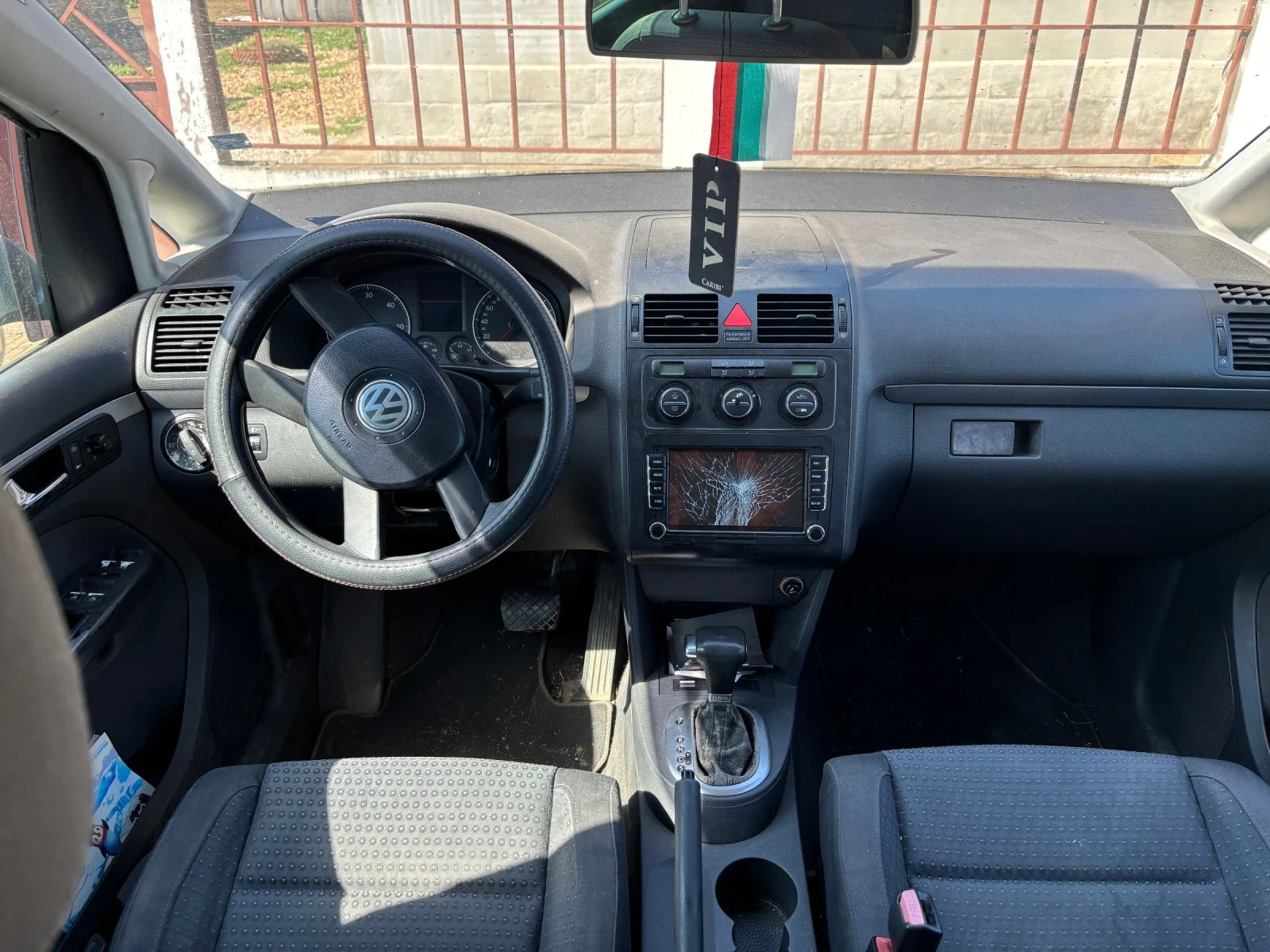VW Touran, снимка 4 - Автомобили и джипове - 55753521