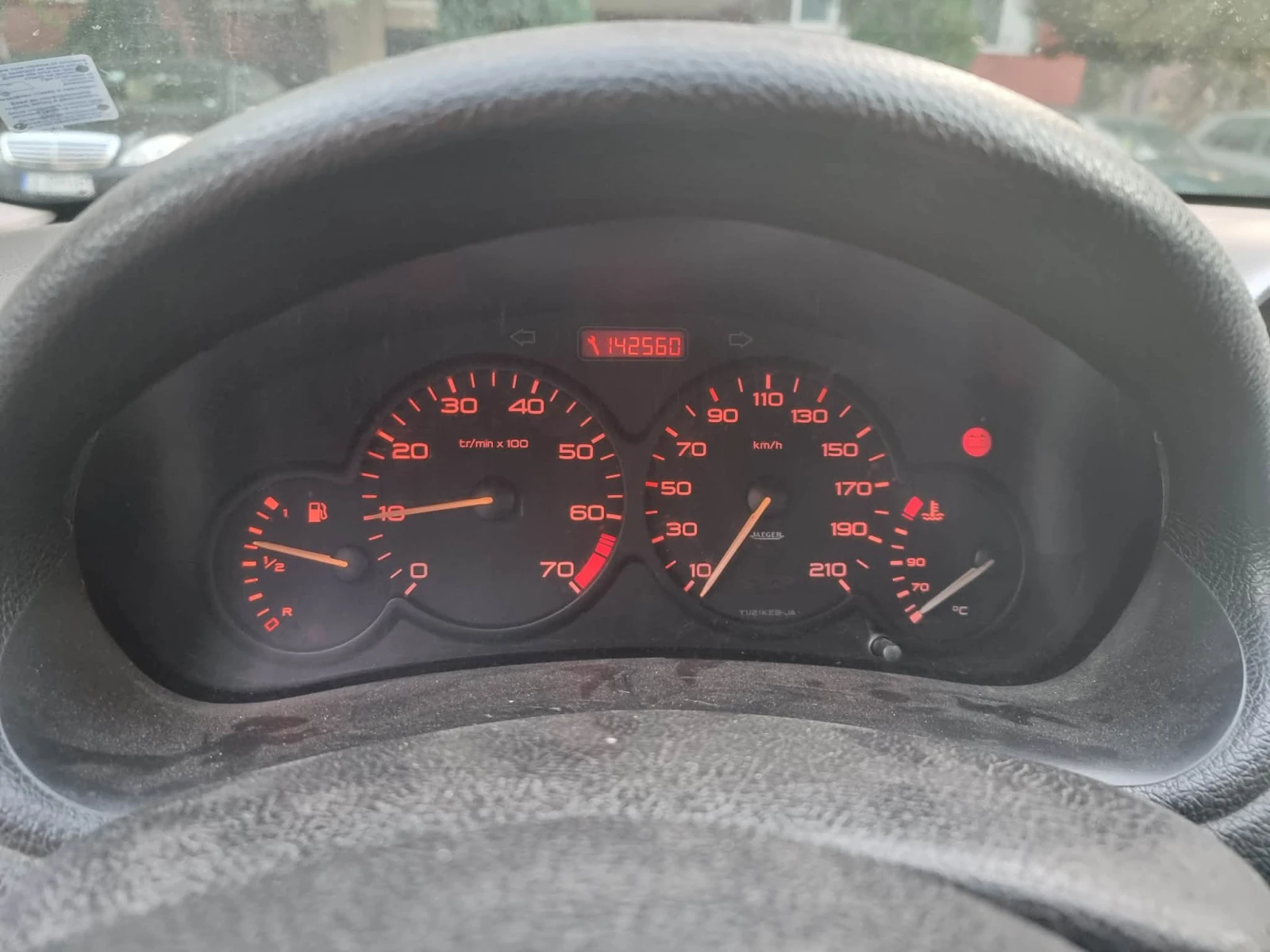 Peugeot 206, снимка 5 - Автомобили и джипове - 55905381