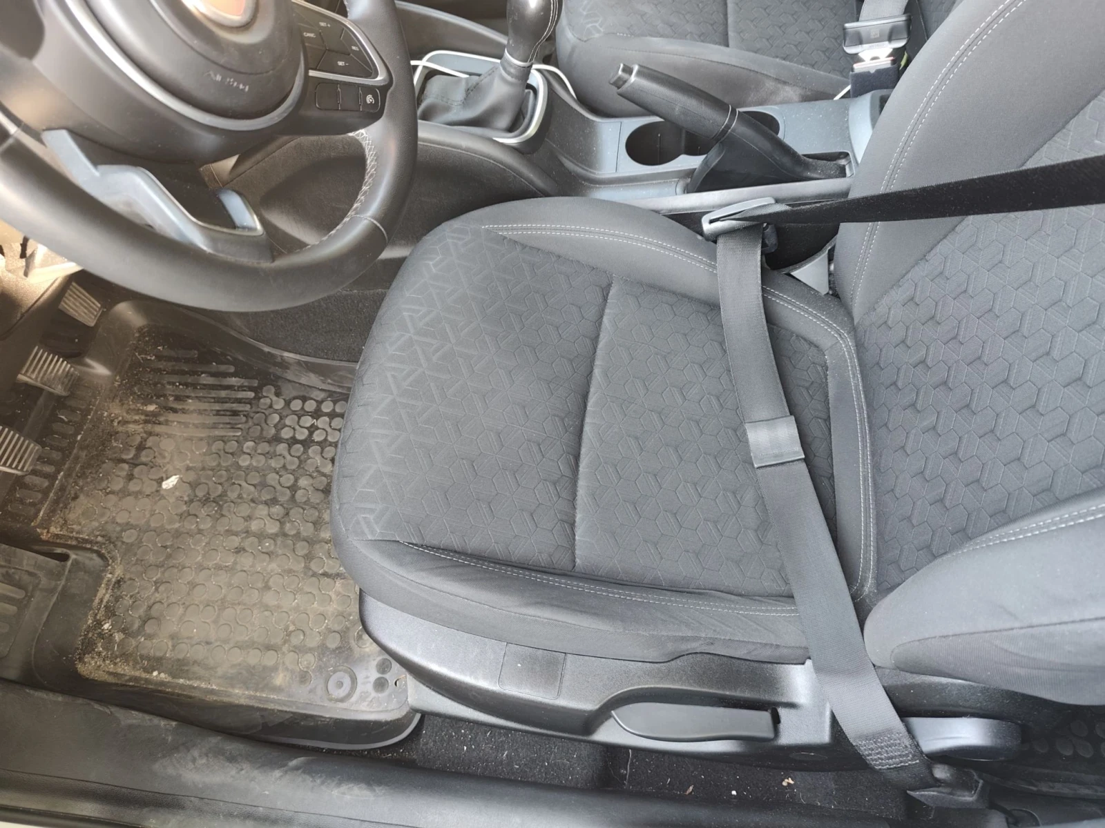 Fiat Tipo Cross , снимка 5 - Автомобили и джипове - 55964281