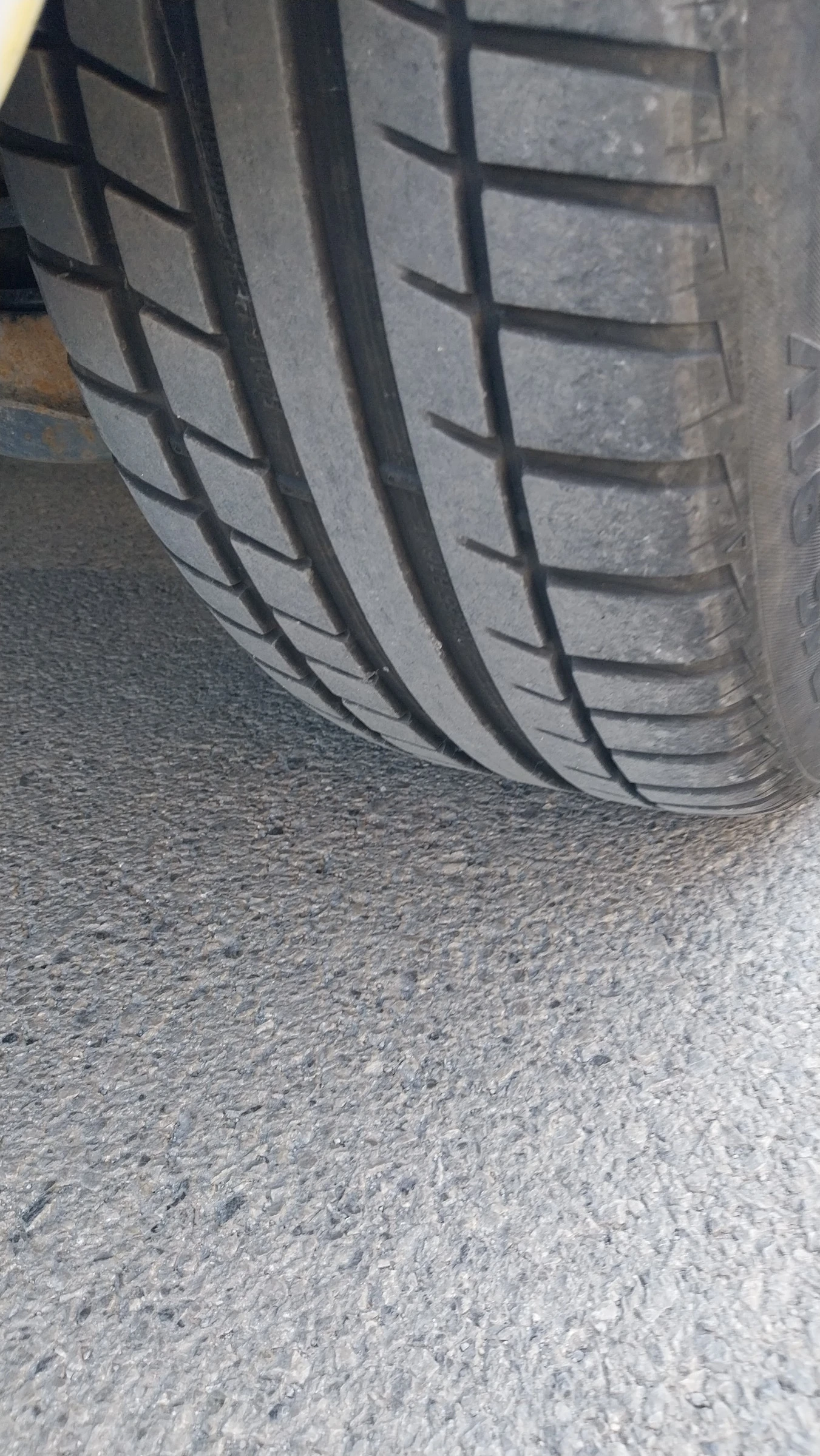 Volvo V40 1.6D/Automat/, снимка 15 - Автомобили и джипове - 56017650