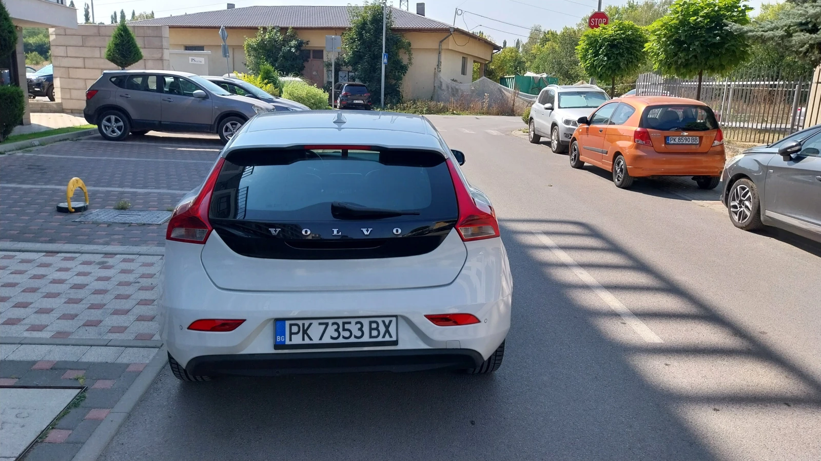Volvo V40 1.6D/Automat/, снимка 6 - Автомобили и джипове - 56017650