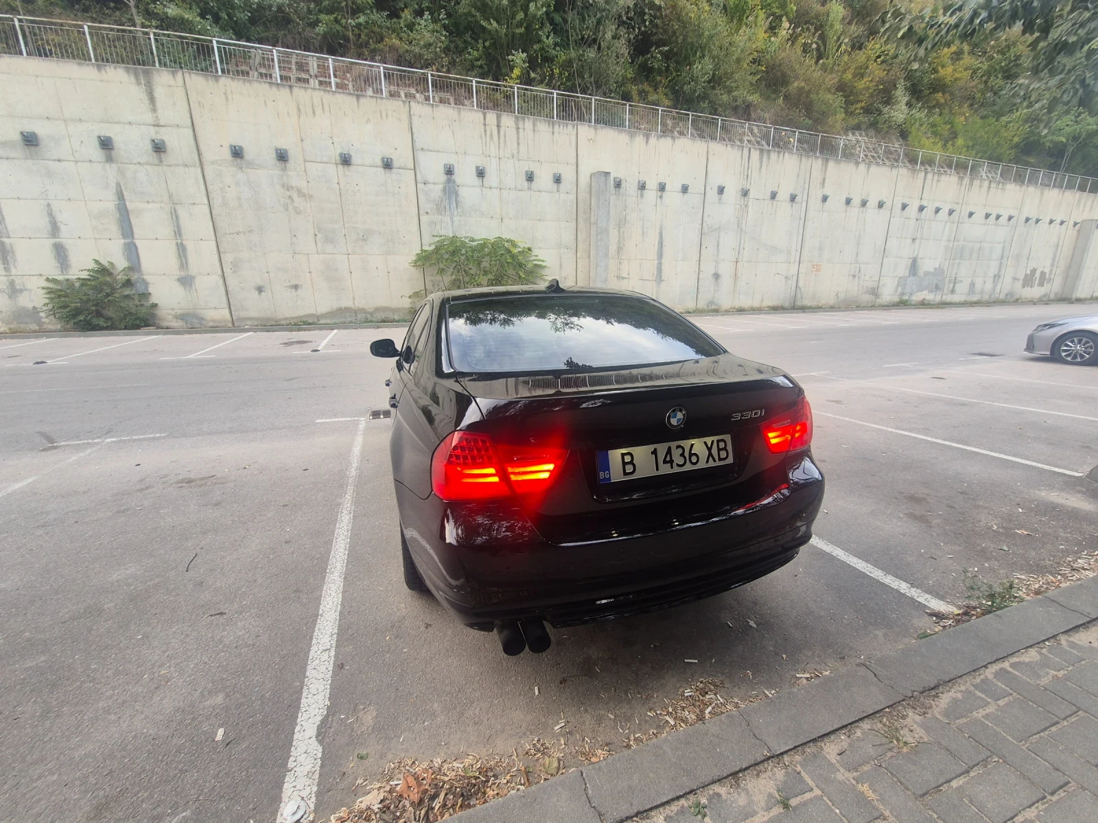 BMW 330  I x drive, снимка 6 - Автомобили и джипове - 56154003