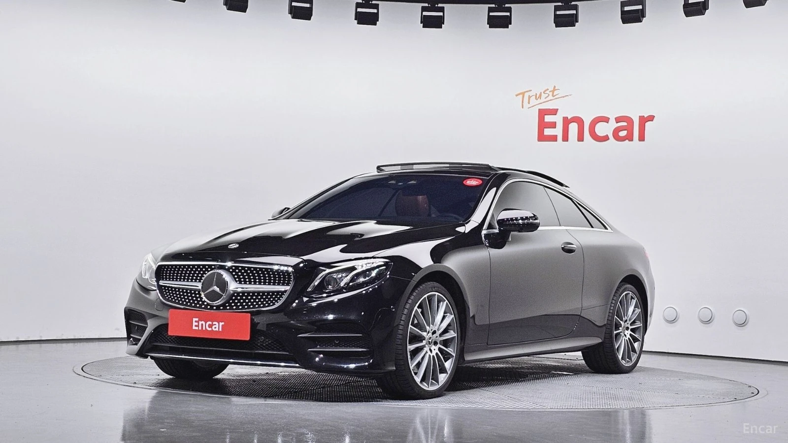 Mercedes-Benz E 400 AMG PK* HUD* DIS* ОБДУХ* PANO* AMBIENT* КРАЙНА ЦЕН