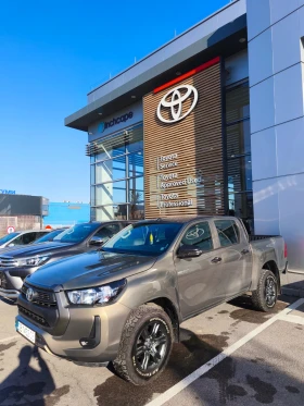 Toyota Hilux Double Cab 4x4 New, снимка 2
