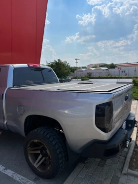 Toyota Tundra SR5, снимка 8