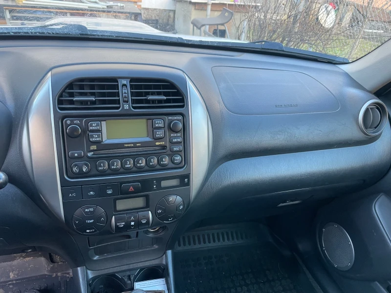 Toyota Rav4 2.0 D-4D FACE 133000 КМ, снимка 7 - Автомобили и джипове - 49578557