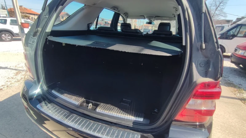 Mercedes-Benz ML 320 CDI SPORT, снимка 14 - Автомобили и джипове - 52333204