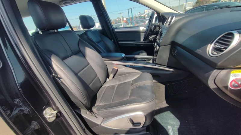 Mercedes-Benz ML 320 CDI SPORT, снимка 13 - Автомобили и джипове - 52333204
