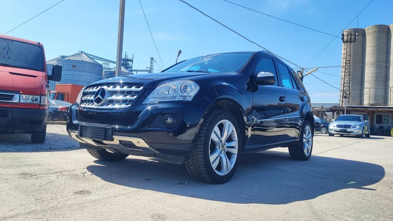Mercedes-Benz ML 320 CDI SPORT, снимка 4 - Автомобили и джипове - 52333204