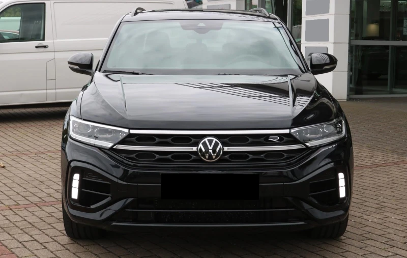 VW T-Roc R* 4M* AKRAPOVIC* BEATS* DISTR* LED* CAM* CARPLAY*