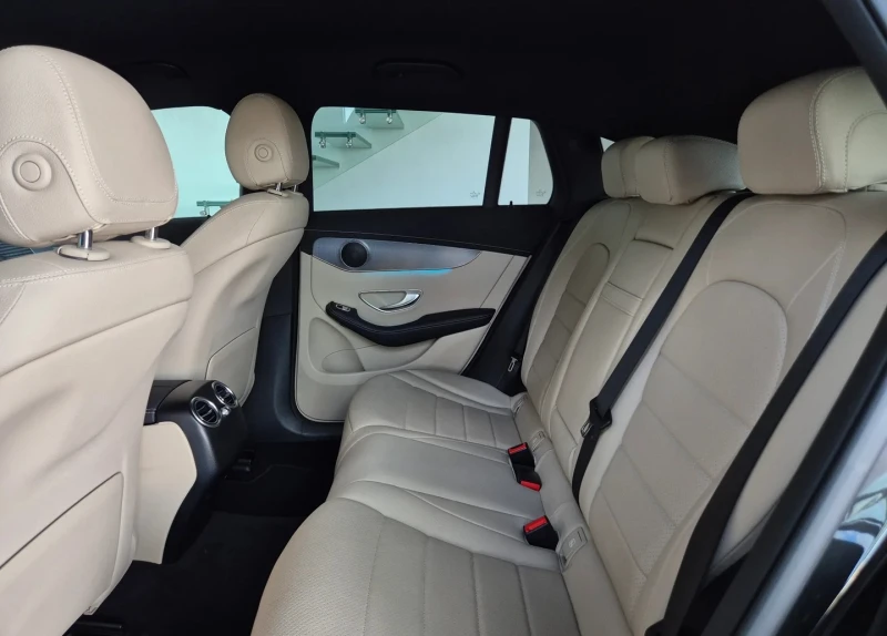 Mercedes-Benz EQC 400 4MATIC, снимка 7 - Автомобили и джипове - 52616105