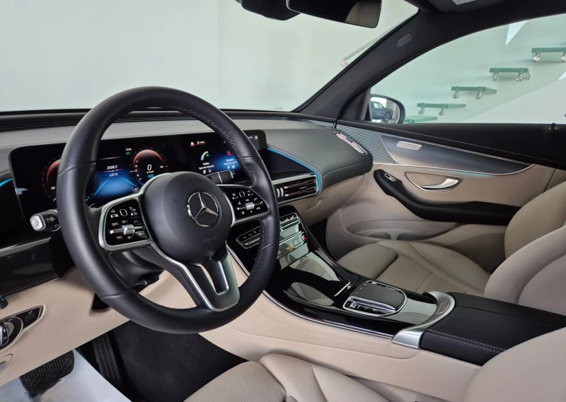 Mercedes-Benz EQC 400 4MATIC, снимка 8 - Автомобили и джипове - 52616105