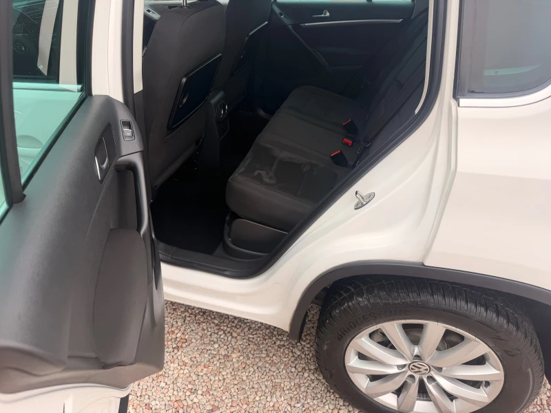VW Tiguan 2.0TDI* 100%KM* 6SK* LIZING, снимка 16 - Автомобили и джипове - 53123360