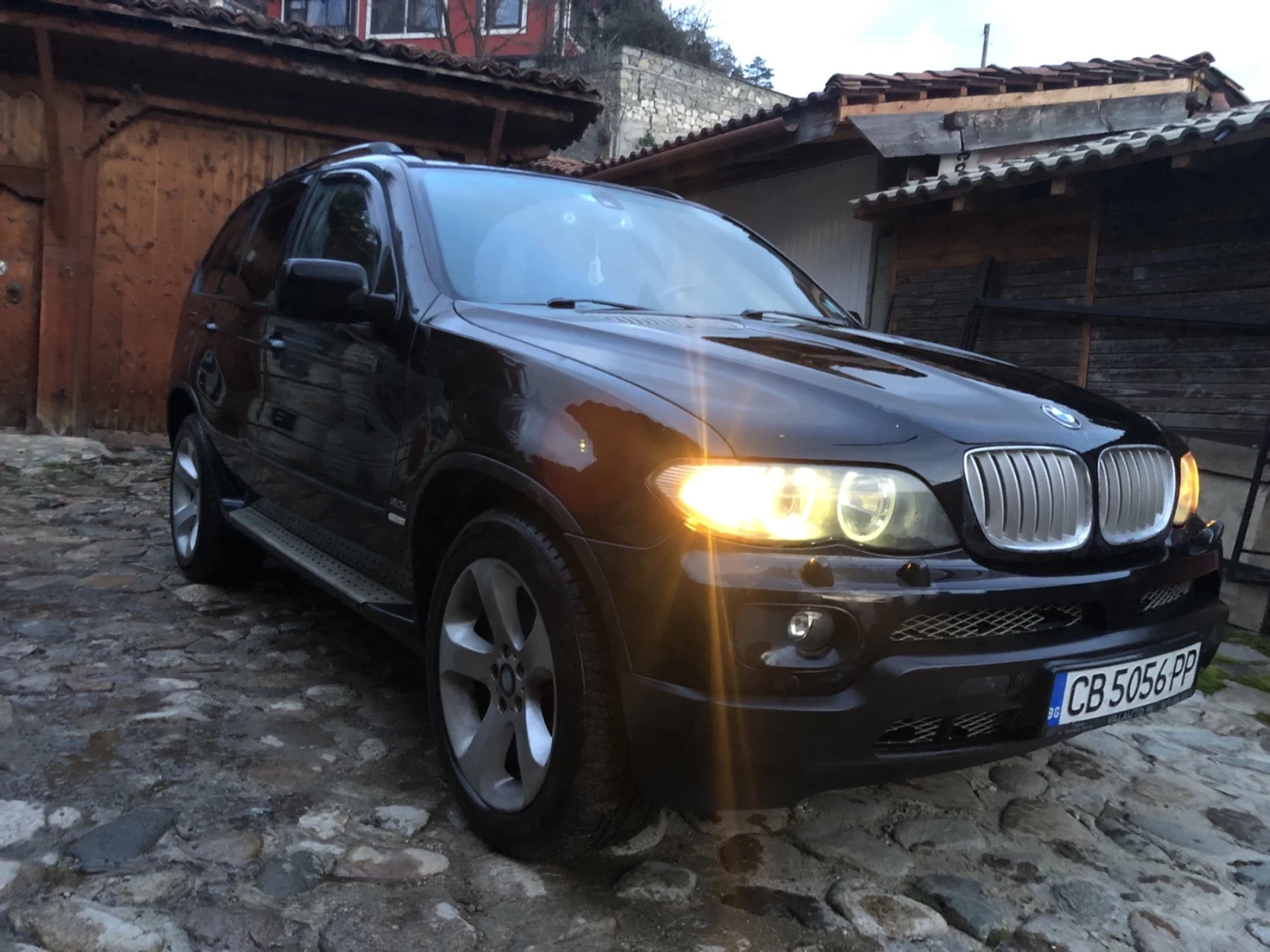 BMW X5  СПОРТ ПАКЕТ-ПАНОРАМА-ПЕЧКА-КСЕНОН-ТОП СЪСТОЯНИЕ!! - изображение 6
