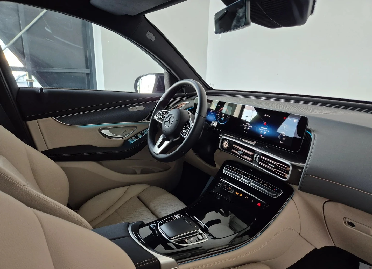 Mercedes-Benz EQC 400 4MATIC - изображение 5