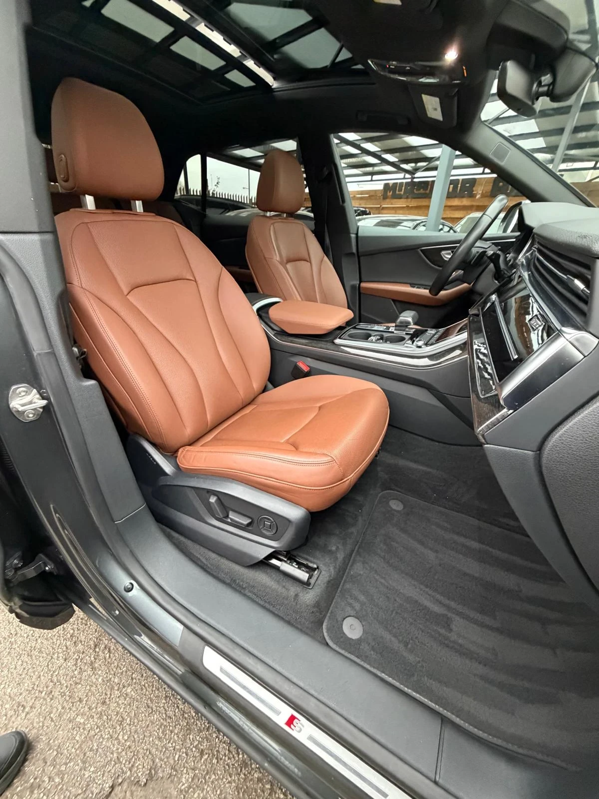 Audi Q8 55TFSI Progressiv S-Line BlackOptics | Mobile.bg � ����������� 11