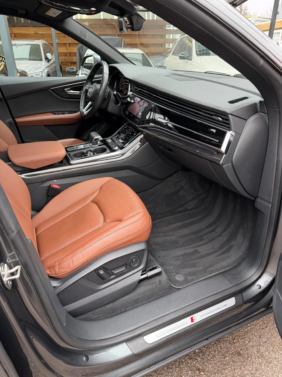 Audi Q8 55TFSI Progressiv S-Line BlackOptics | Mobile.bg � ����������� 13