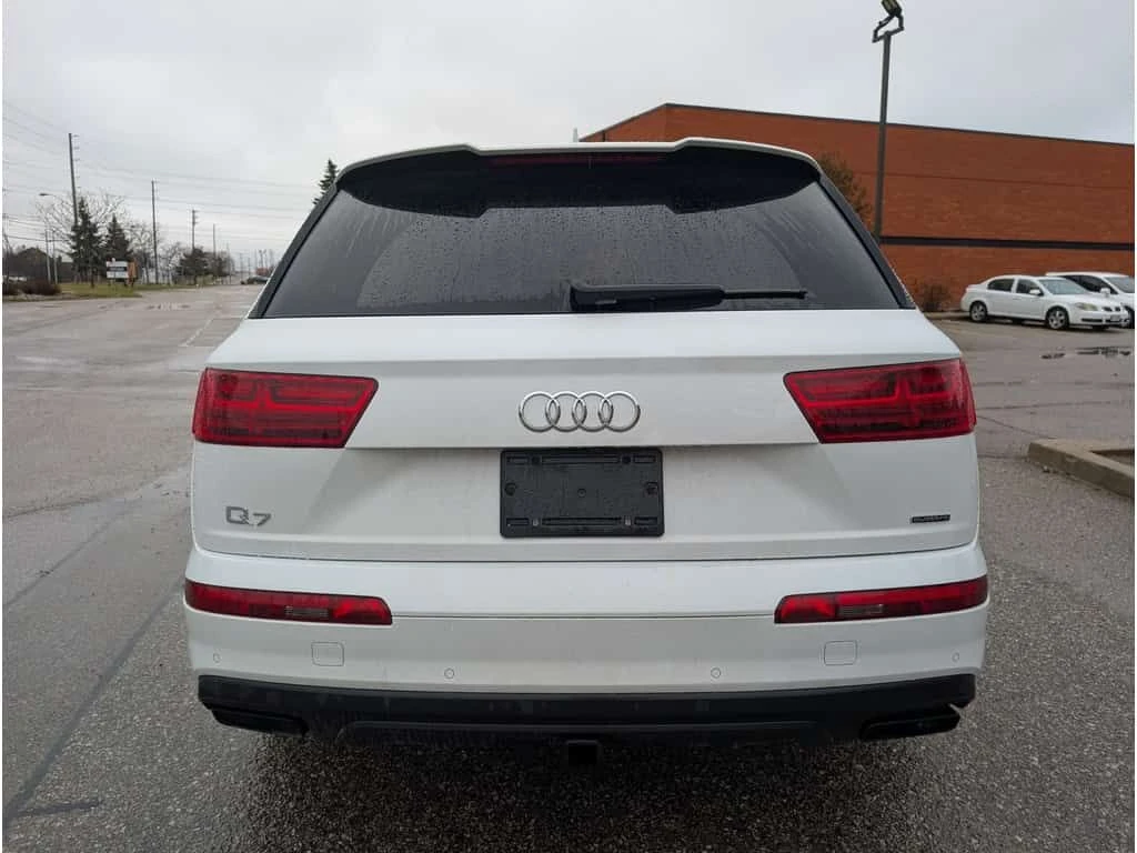 Audi Q7 Technik Special Edition| BANG & OLUFSEN| HUD| 360|, снимка 5 - Автомобили и джипове - 54126417