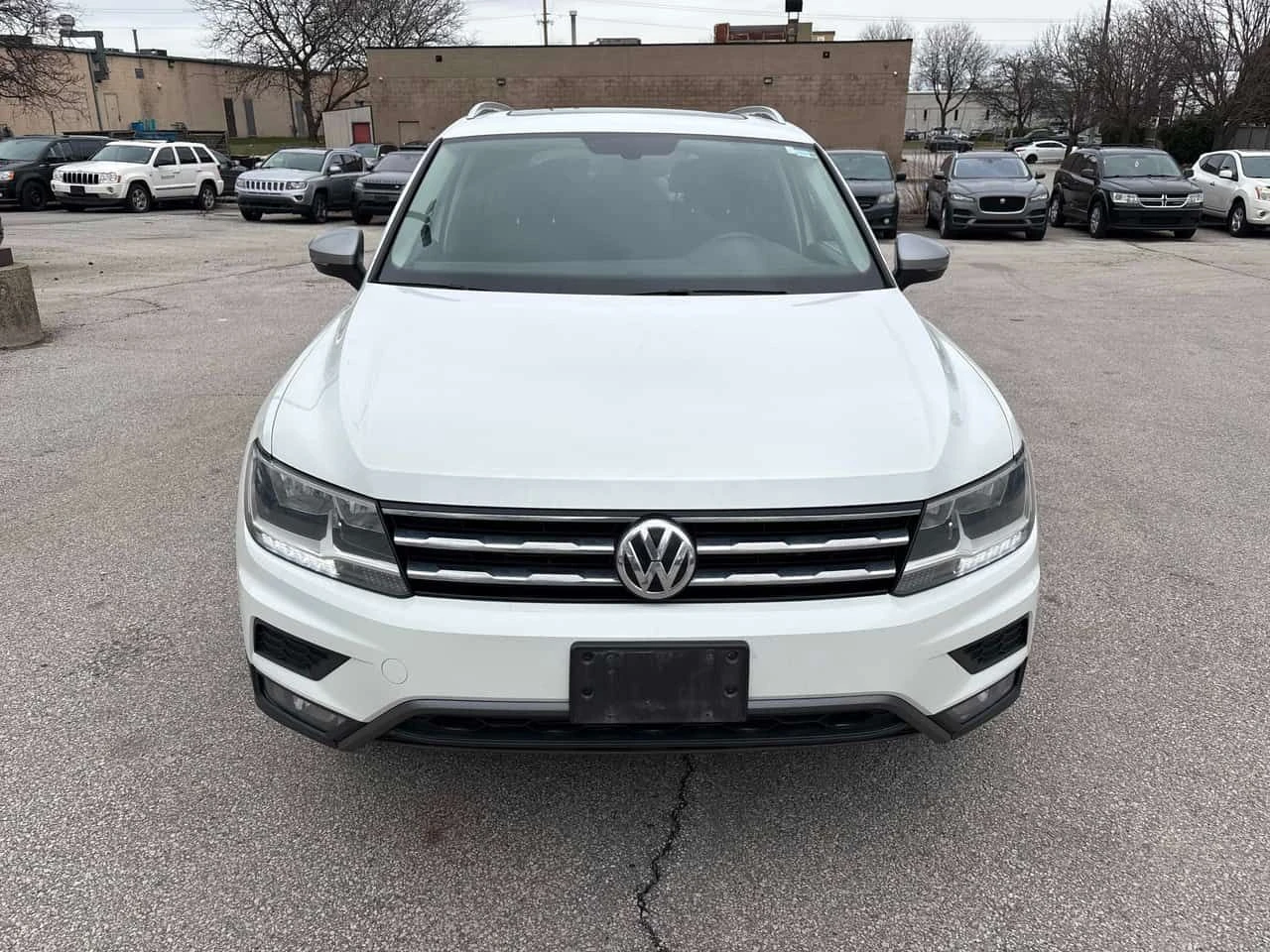 VW Tiguan * 4MOTION * CARFAX * 2 КЛЮЧА * ПАНО * KEYLESS, снимка 6 - Автомобили и джипове - 54153000