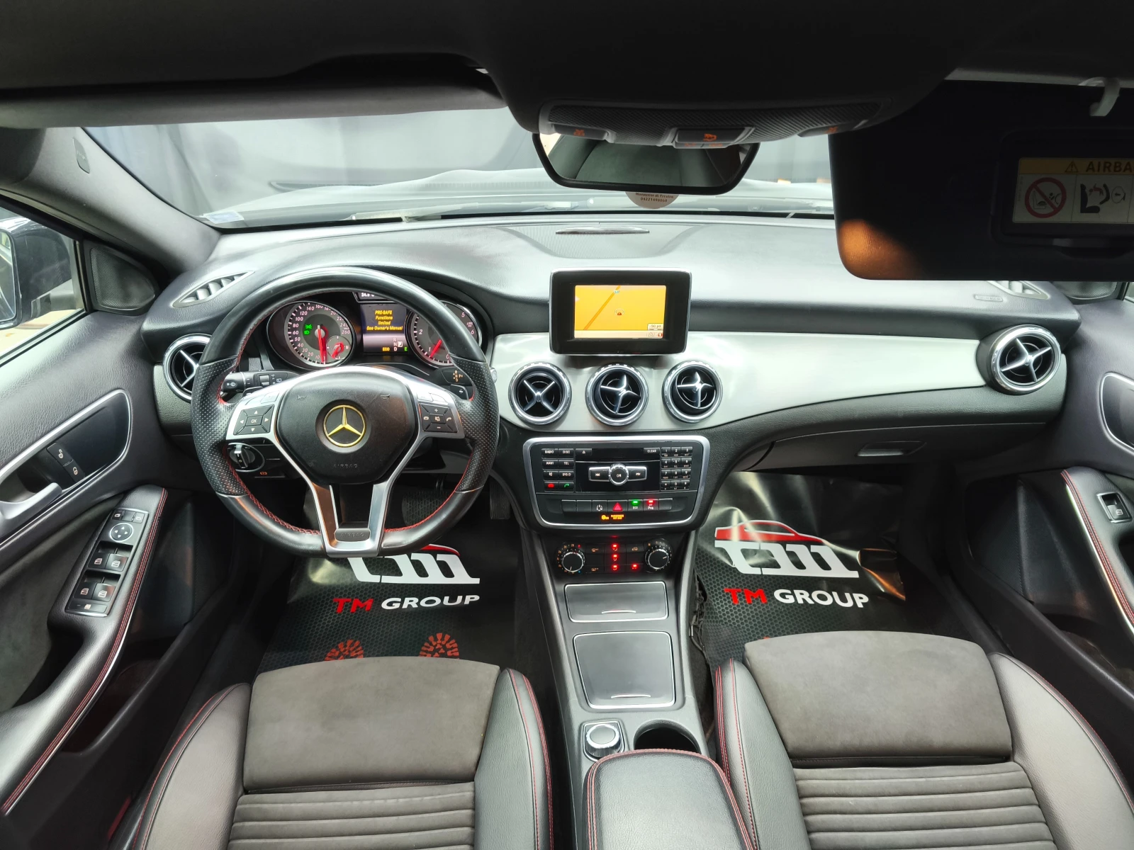 Mercedes-Benz GLA 200, снимка 11 - Автомобили и джипове - 54288628