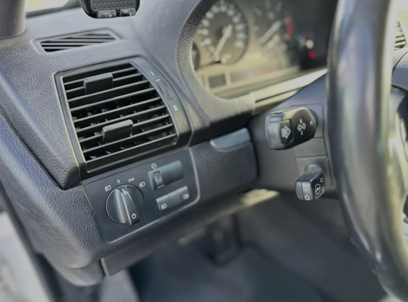 BMW X5 (E53) Facelift 218кс. СПЕШНО!, снимка 12 - Автомобили и джипове - 54324087