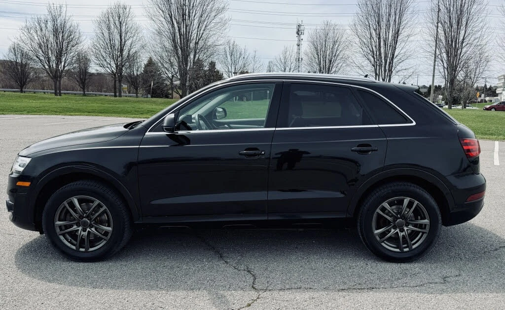 Audi Q3 * S-Line* * HeadUp* AвтоКредит* (ЦЕНА ДО БГ), снимка 4 - Автомобили и джипове - 54517856
