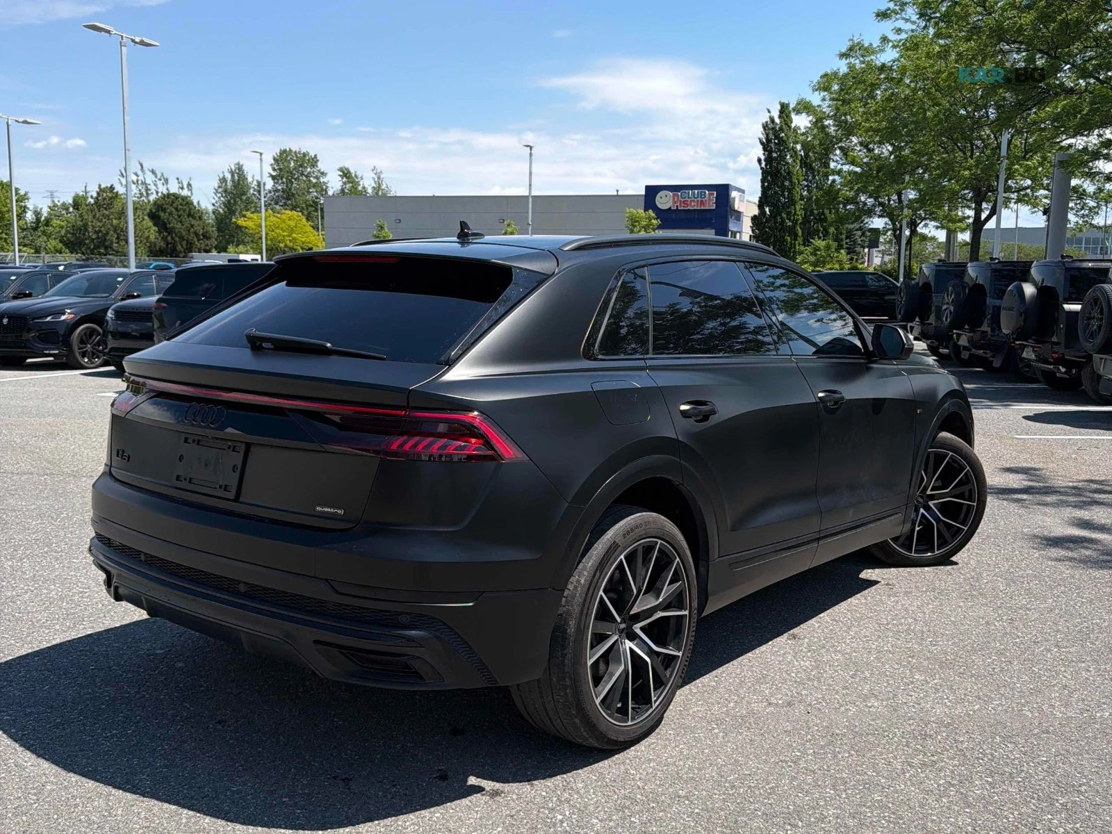 Audi Q8 TECH ЦЕНА ДО БЪЛГАРИЯ + РЕГИСТРАЦИЯ & АВТОКРЕДИТ, снимка 3 - Автомобили и джипове - 54957863