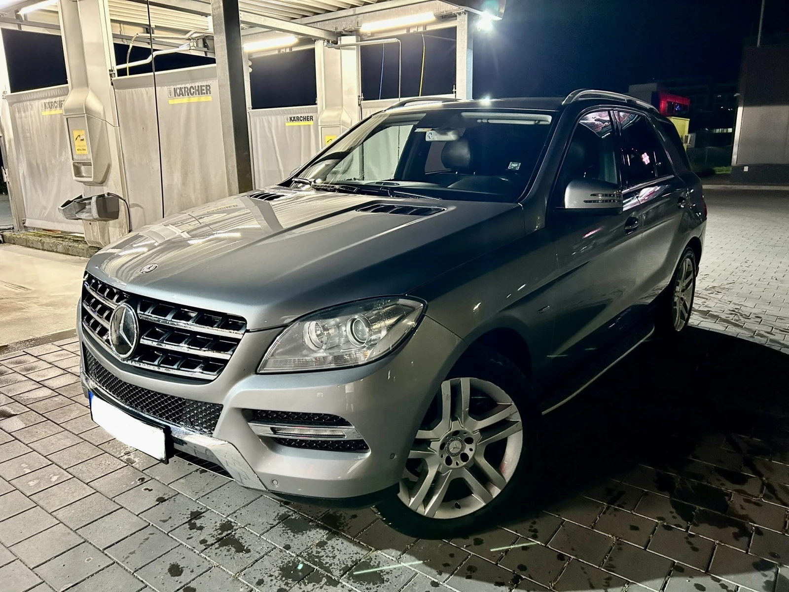 Mercedes-Benz ML 350 CDI Bluetec TOP, снимка 6 - Автомобили и джипове - 54991717