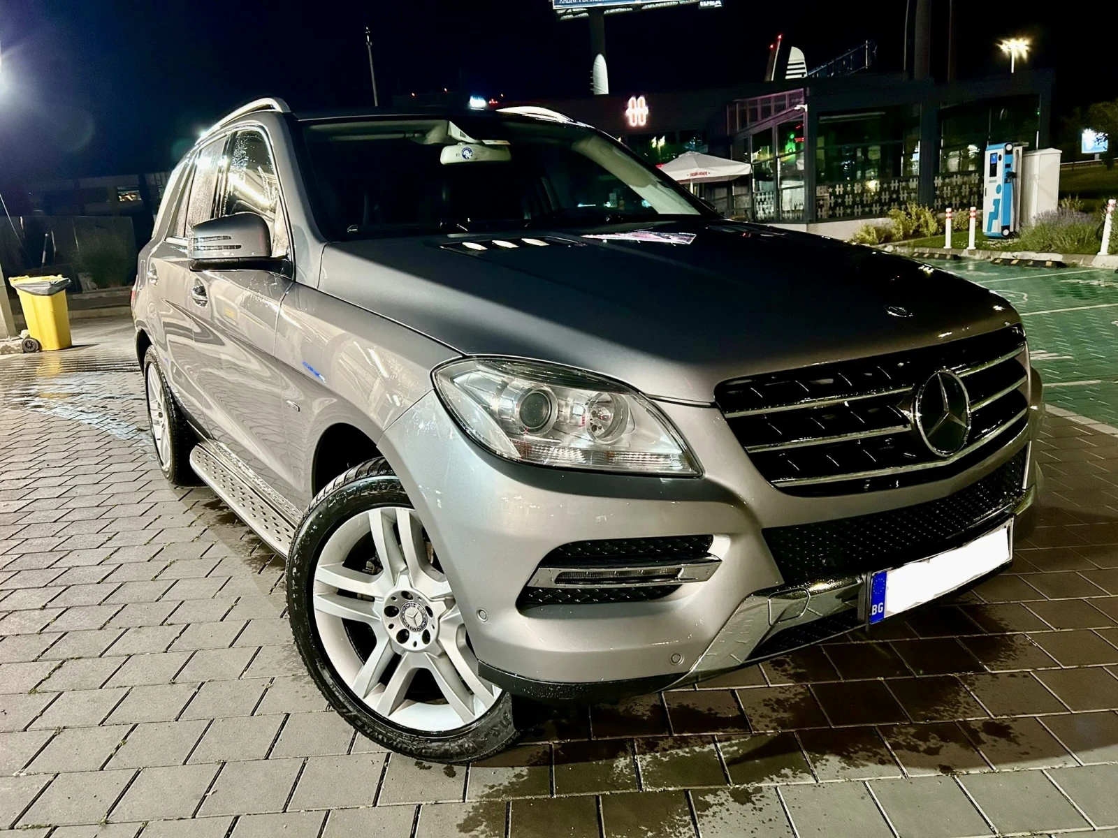 Mercedes-Benz ML 350 CDI Bluetec TOP, снимка 5 - Автомобили и джипове - 54991717