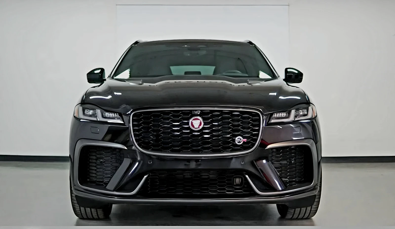 Jaguar F-PACE SVR FACELIFT