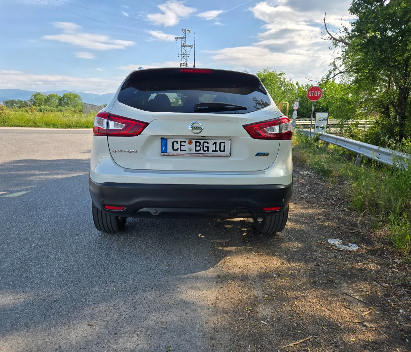 Nissan Qashqai  TEKNA 1.6 131кс.FULL LIMITED EDITIONS , снимка 2 - Автомобили и джипове - 56224989