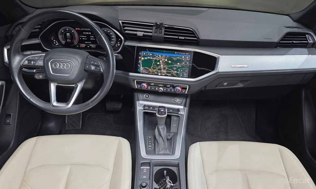 Audi Q3 35 TDI Premium, снимка 7 - Автомобили и джипове - 56549298