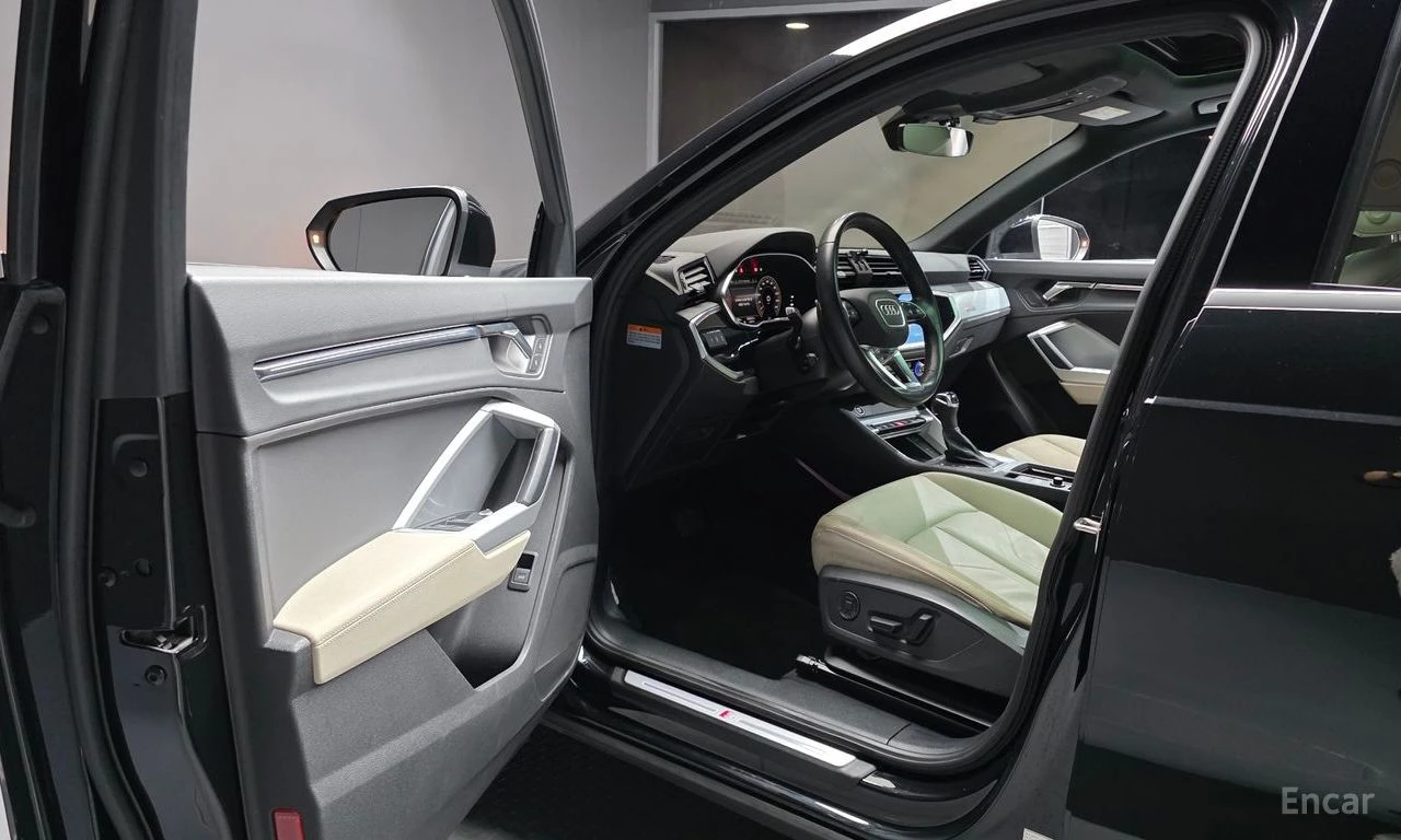Audi Q3 35 TDI Premium, снимка 10 - Автомобили и джипове - 56549298