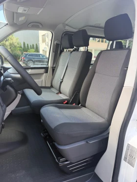 VW Transporter T6 2.0 TDI 9места* теглич* нов внос, снимка 9