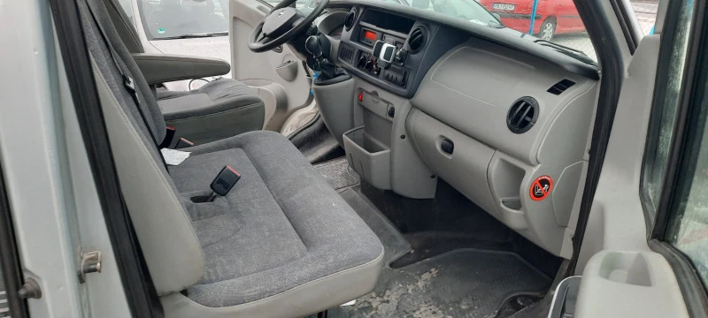 Nissan Interstar 2.5 d, снимка 14 - Бусове и автобуси - 49179020