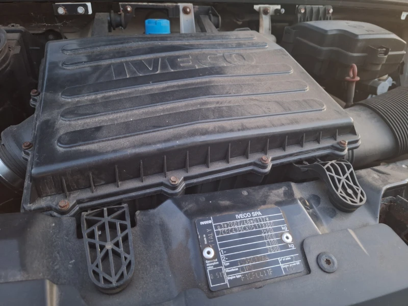 Iveco Daily 35C17 Хладилен Xarios 500, снимка 17 - Бусове и автобуси - 49601029