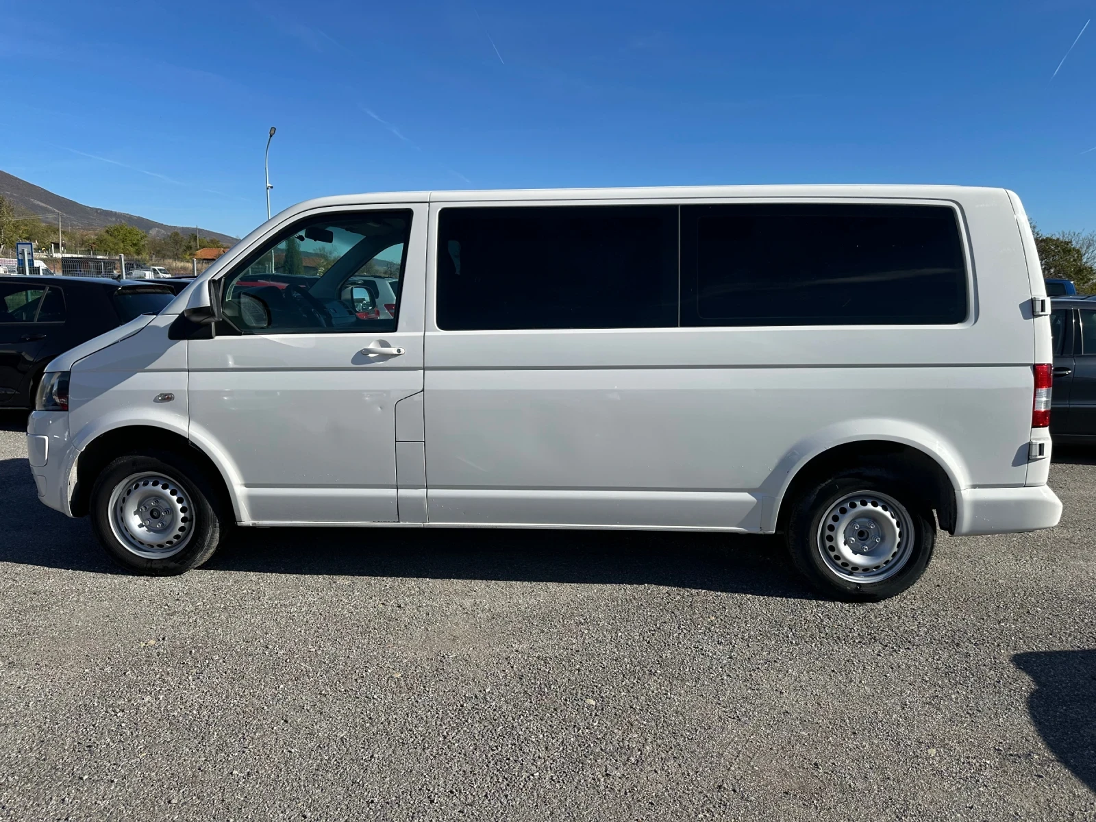 VW T5 2.0TDI* 140к.с* ДЪЛГА БАЗА* 8+ 1* КЛИМАТИК - изображение 7
