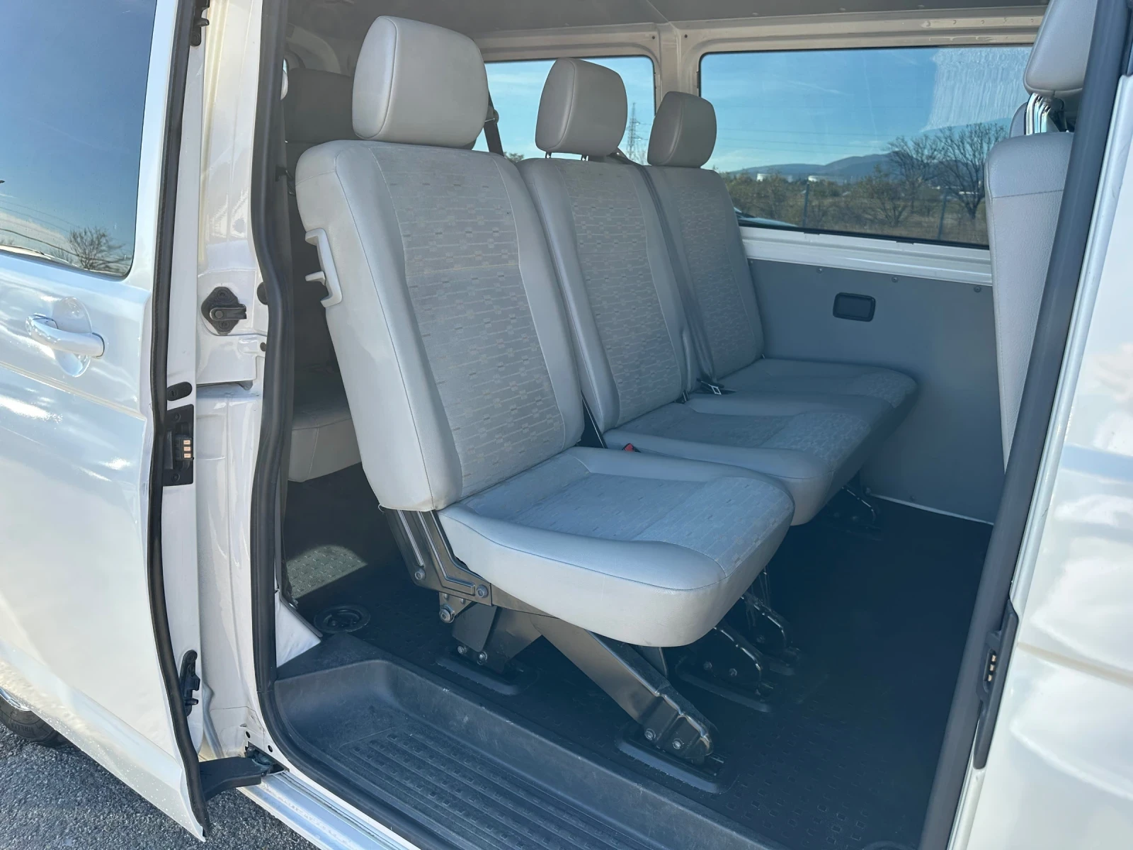 VW T5 2.0TDI* 140.*  * 8+ 1*  | Mobile.bg   12