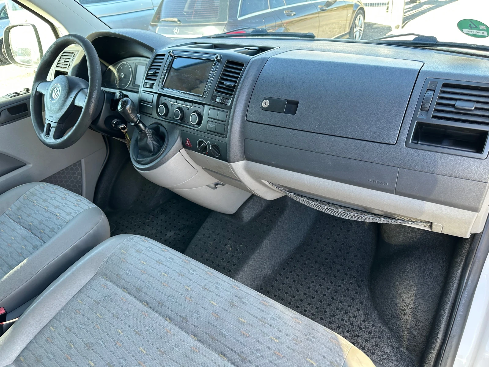 VW T5 2.0TDI* 140к.с* ДЪЛГА БАЗА* 8+ 1* КЛИМАТИК - изображение 10